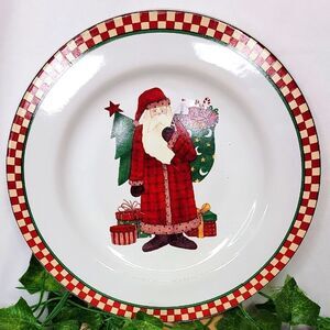 Sakura. Christmas Santa Decorative Plate. Vintage Santa. EUC